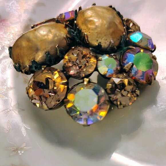 Vtg Stunning REGENCY Doomed Faux Baroque Pearl & Rainbow Rhinestone Brooch - Picture 5 of 6